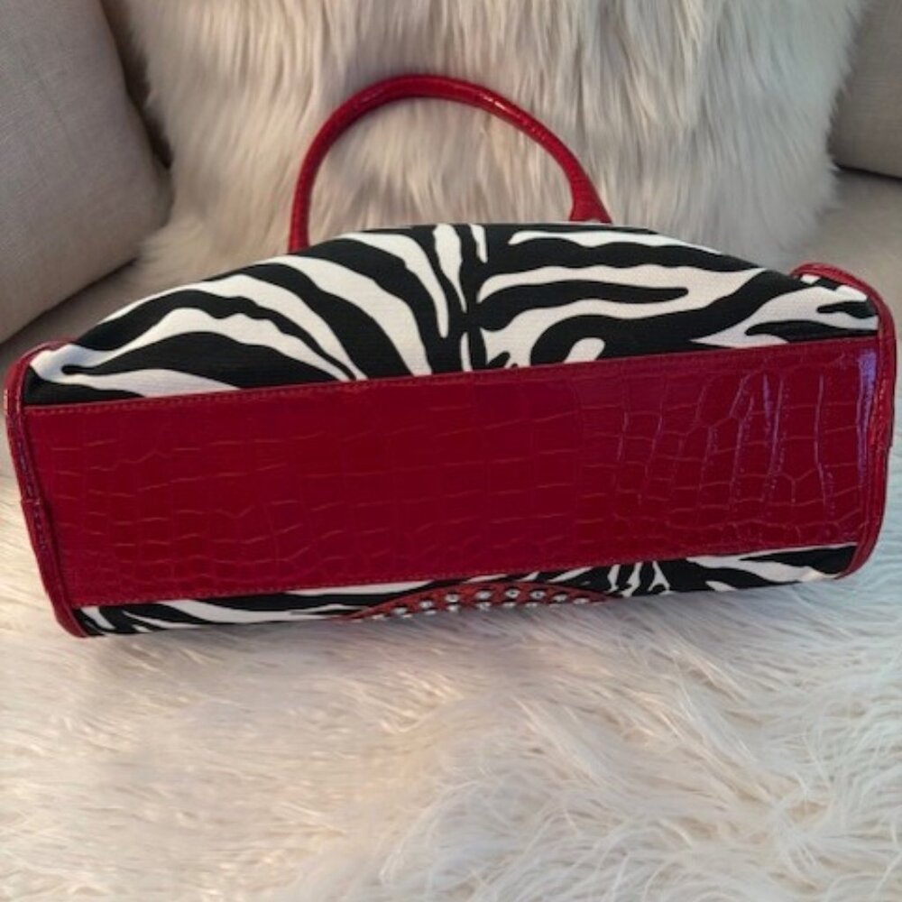 ZEBRA PEACE SIGN HANDBAG - Picture 8 of 9